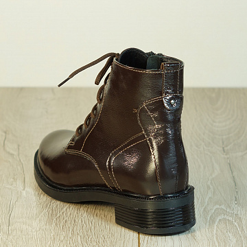 Дом Ботинка