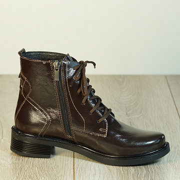 Дом Ботинка