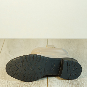 Дом Ботинка