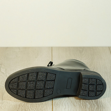 Дом Ботинка