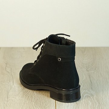 Дом Ботинка