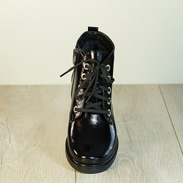 Дом Ботинка