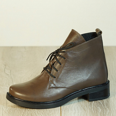 Дом Ботинка