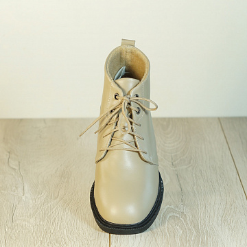 Дом Ботинка